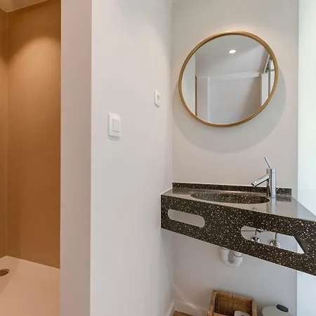 Astrid Villa De Haan